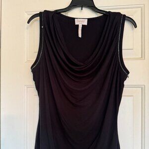 Chick Sleeveless Blouse